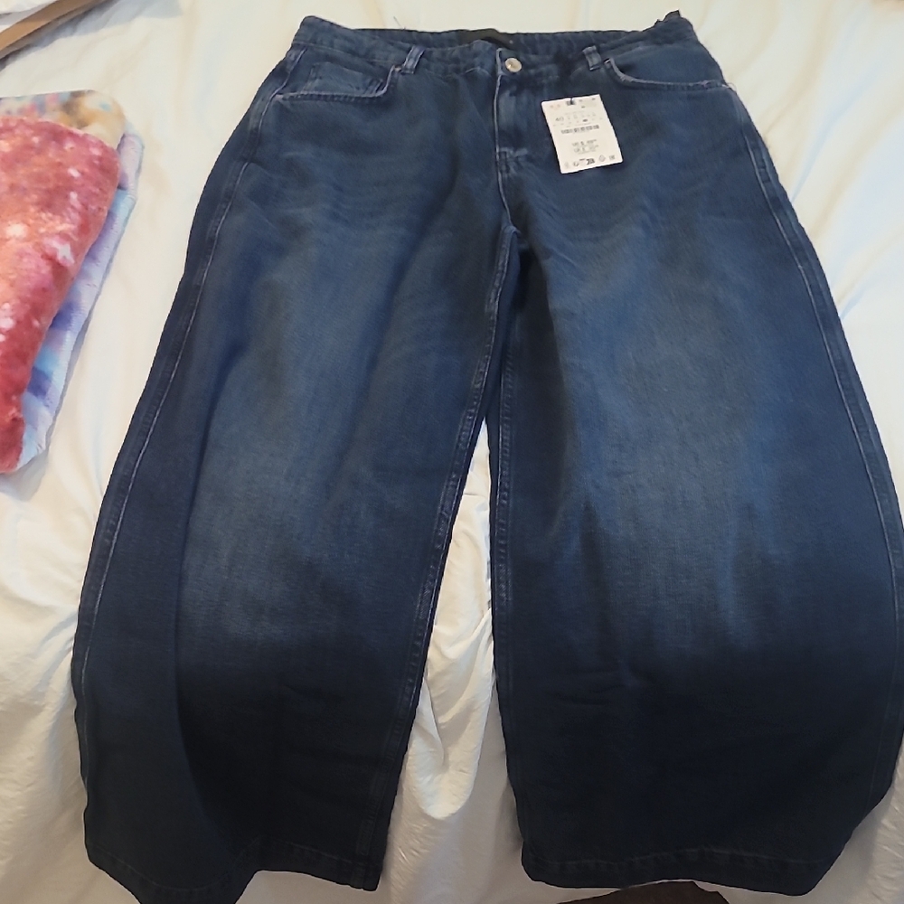 Zara Wide-Leg High-Rise Jeans in Dark Blue